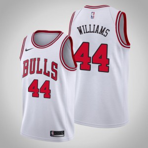 Michael Jordan NBA Chicago Bulls 6 Championship Rings Shirt The Paw and the  Goat, Patrick Williams, Chicago Bulls - Ellieshirt