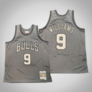 Chicago Bulls on X: Patrick Williams in a Bulls jersey 🔥 @ATT